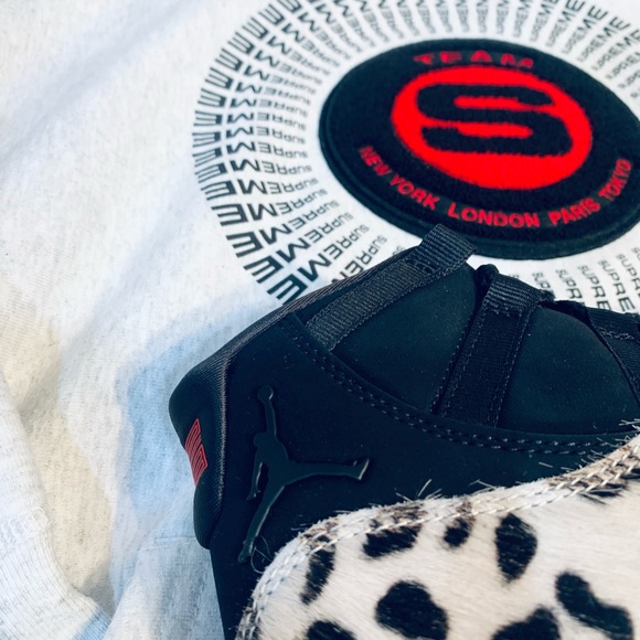 Supreme hoodie - Picture 2 of 6